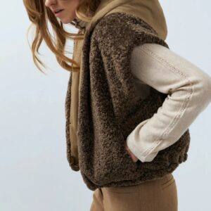 reversible-bodywarmer-with-hood_yaya karma